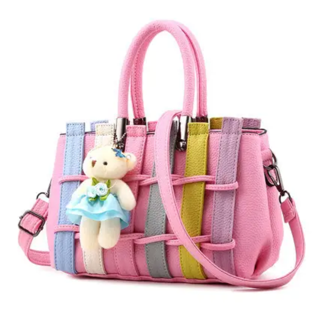 Sac à Main Tissé Multicolore avec Pendentif Ourson – Sac Bandoulière Tendance